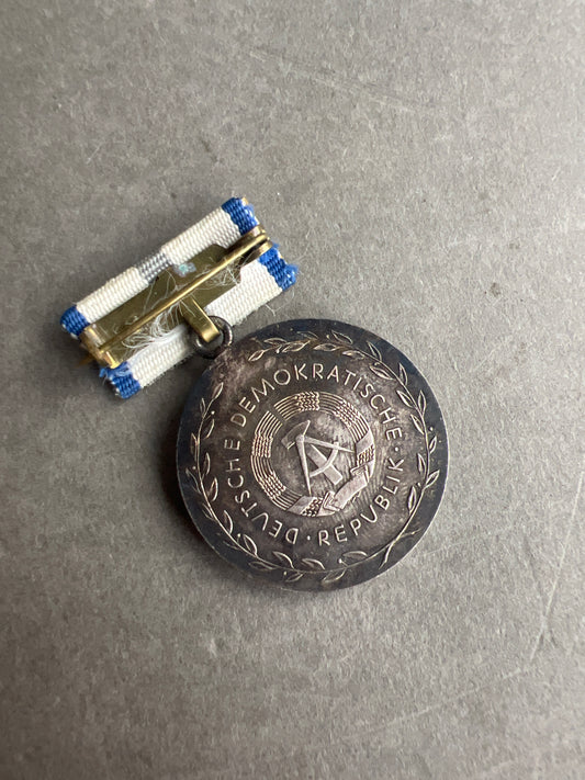 Østtysk DDR Medalje. Original.