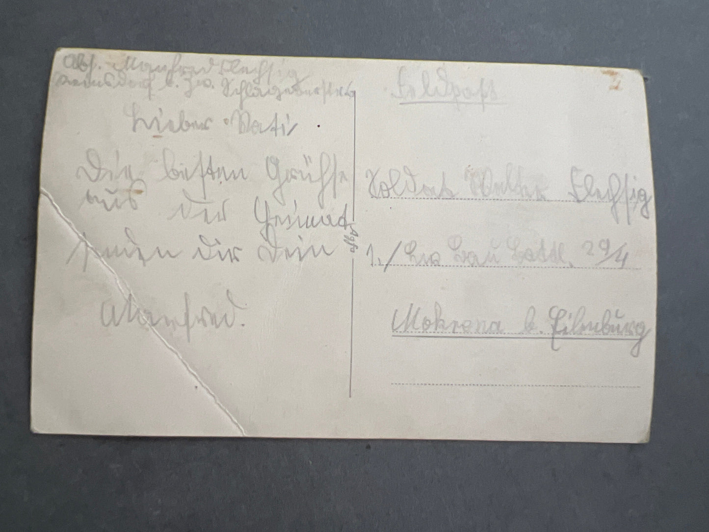 WW2 Tysk Luftwaffe Foto-Postkort. I Kampuniformer med skråhue. Original.