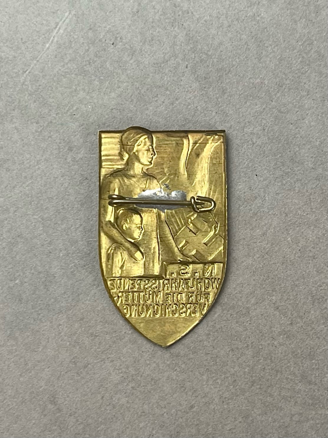 WW2 Tysk "Mutter und Kind" Tinnie. Sjælden. Original.