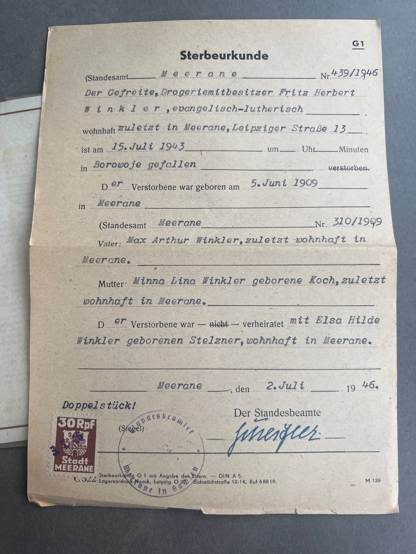 WW2 Tysk Wehrmacht Sanitäter Wehrpass i Mindeomslag, med hans dødsannonce, dødsattest mv.. Sjælden. Original.