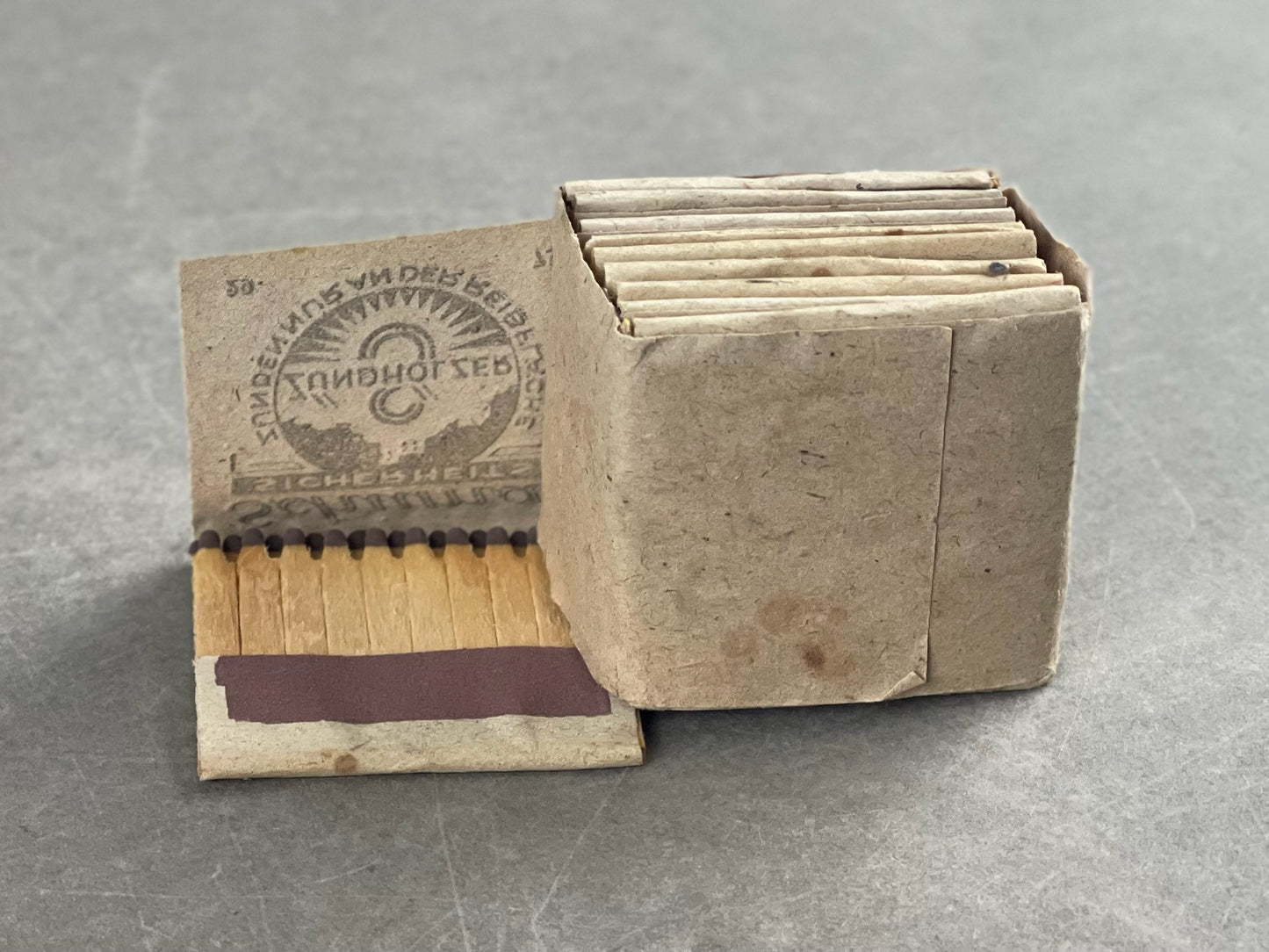 WW2 Tysk Heer Udleveret "Schuma" Tændstikker. Original.