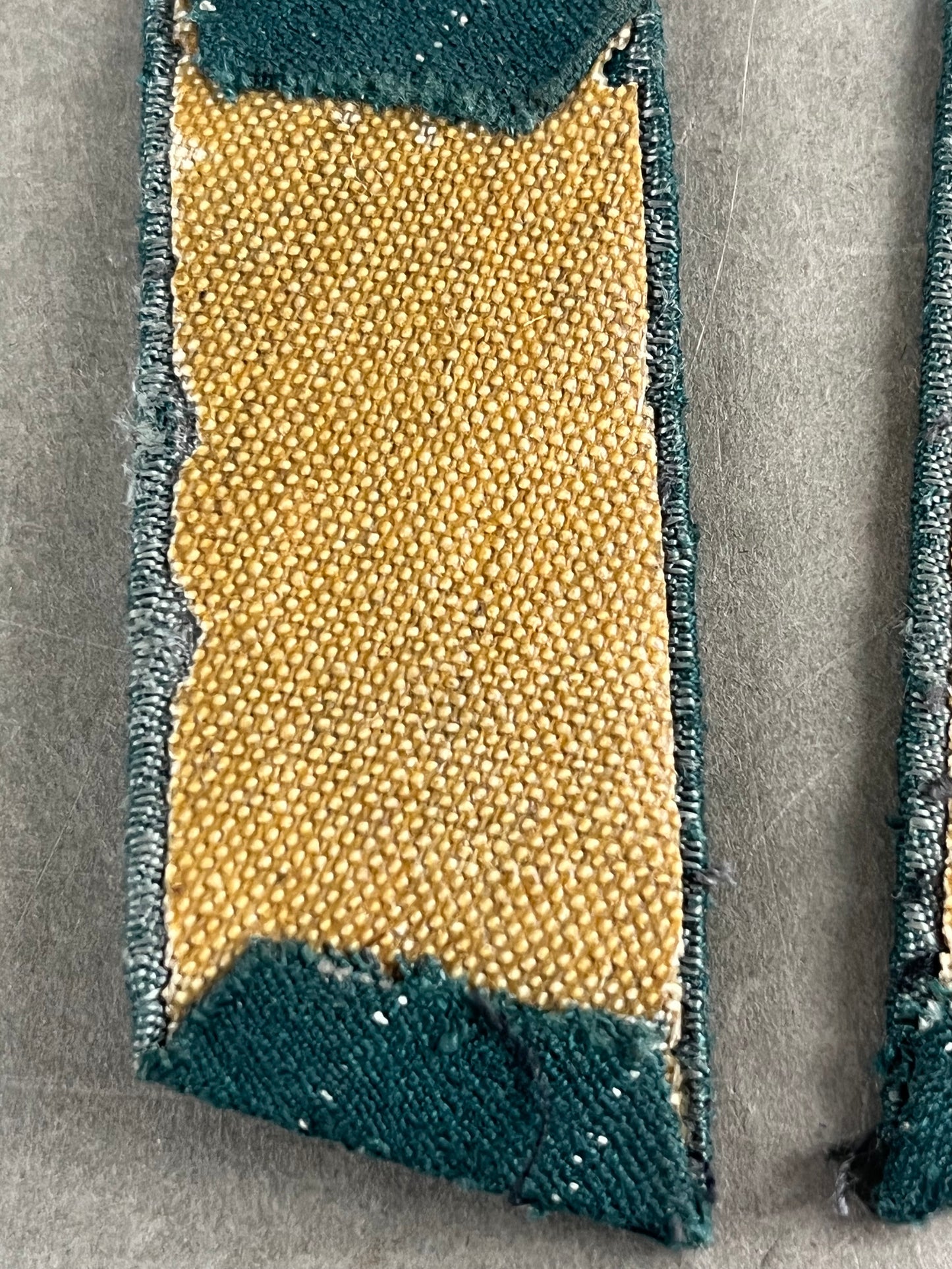 WW2 Tysk Wehrmacht Kravespejle. Til kampuniformen. Har været påsyet. Original.
