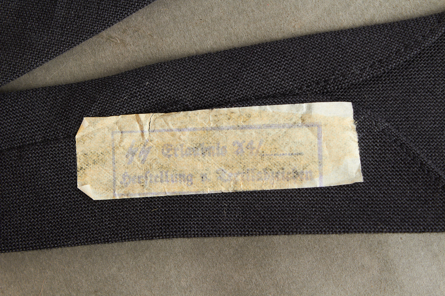 WW2 Tysk Waffen-SS Slips. Efterkrigs.