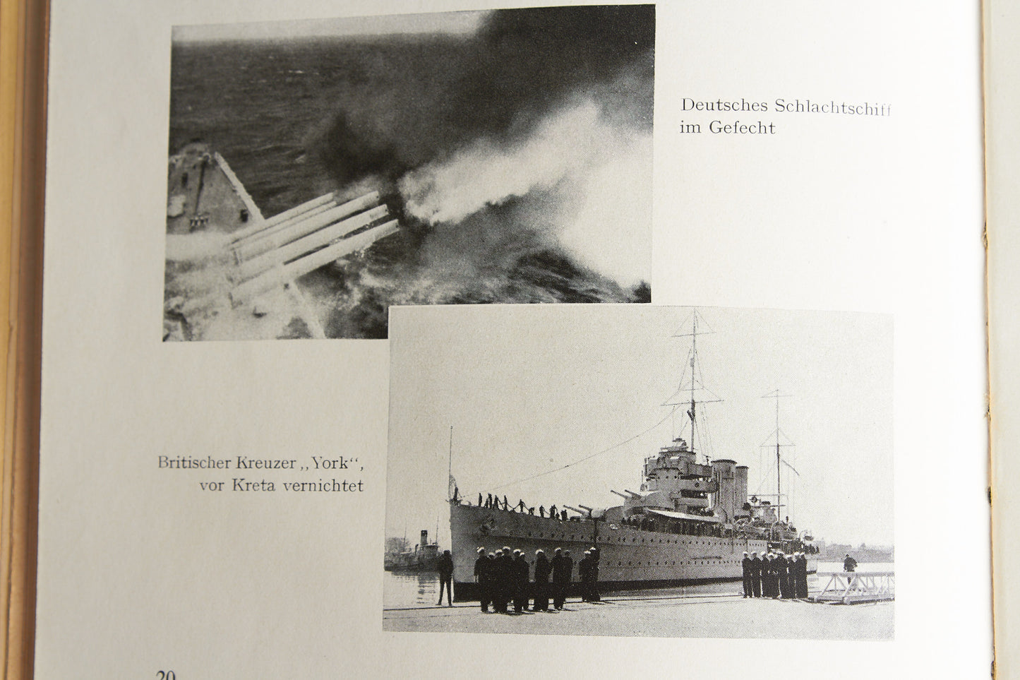 WW2 Tysk Kriegsmarine "Jahrbuch der deutschen Kriegsmarine" Bog. Original.