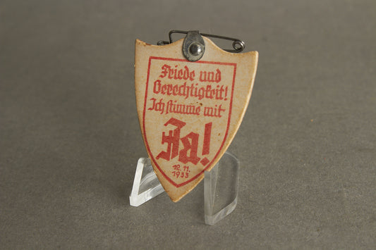 WW2 Tysk NSDAP Pap "Ja!" Tinnie fra valget i 1933. Ses ikke tit. Original.