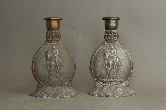 WW2 Dansk Par "Christian d. 10" Erindrings Lysestager. Original.