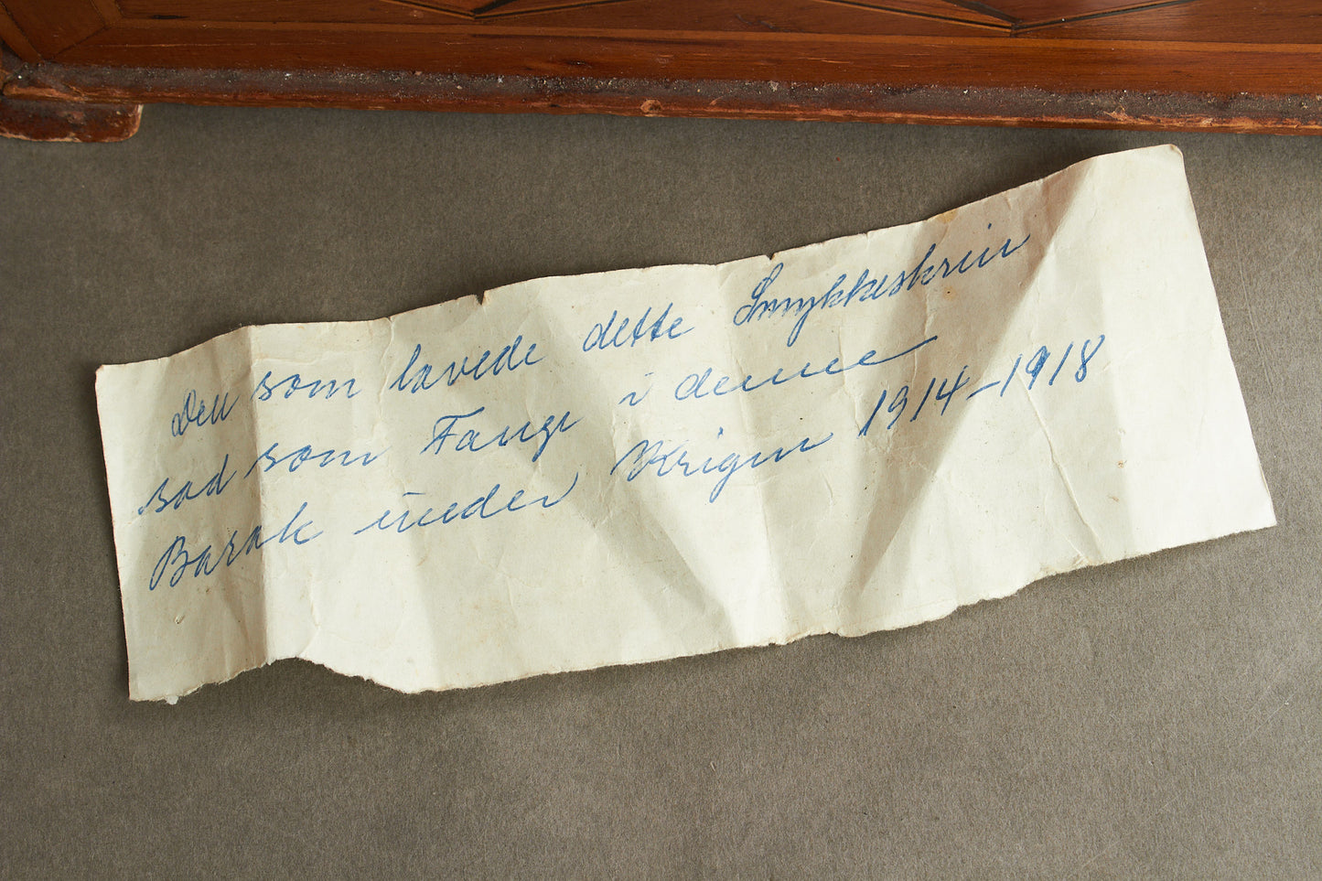 WW1 Hollandsk Minde Smykkeskrin for Krigen 1914-1918. Flot håndarbejde. Original.