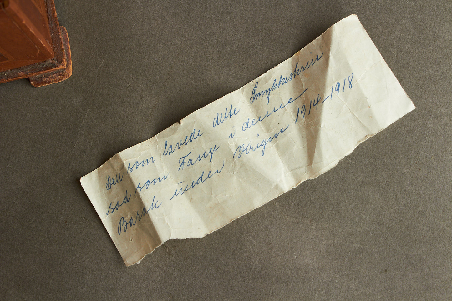 WW1 Hollandsk Minde Smykkeskrin for Krigen 1914-1918. Flot håndarbejde. Original.
