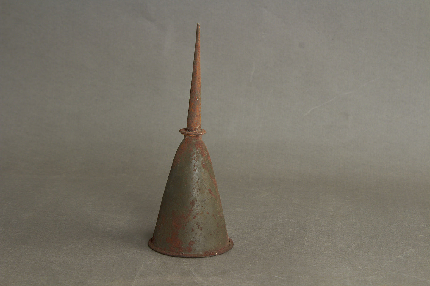 WW2 Tysk Heer Oliebeholder. Original.