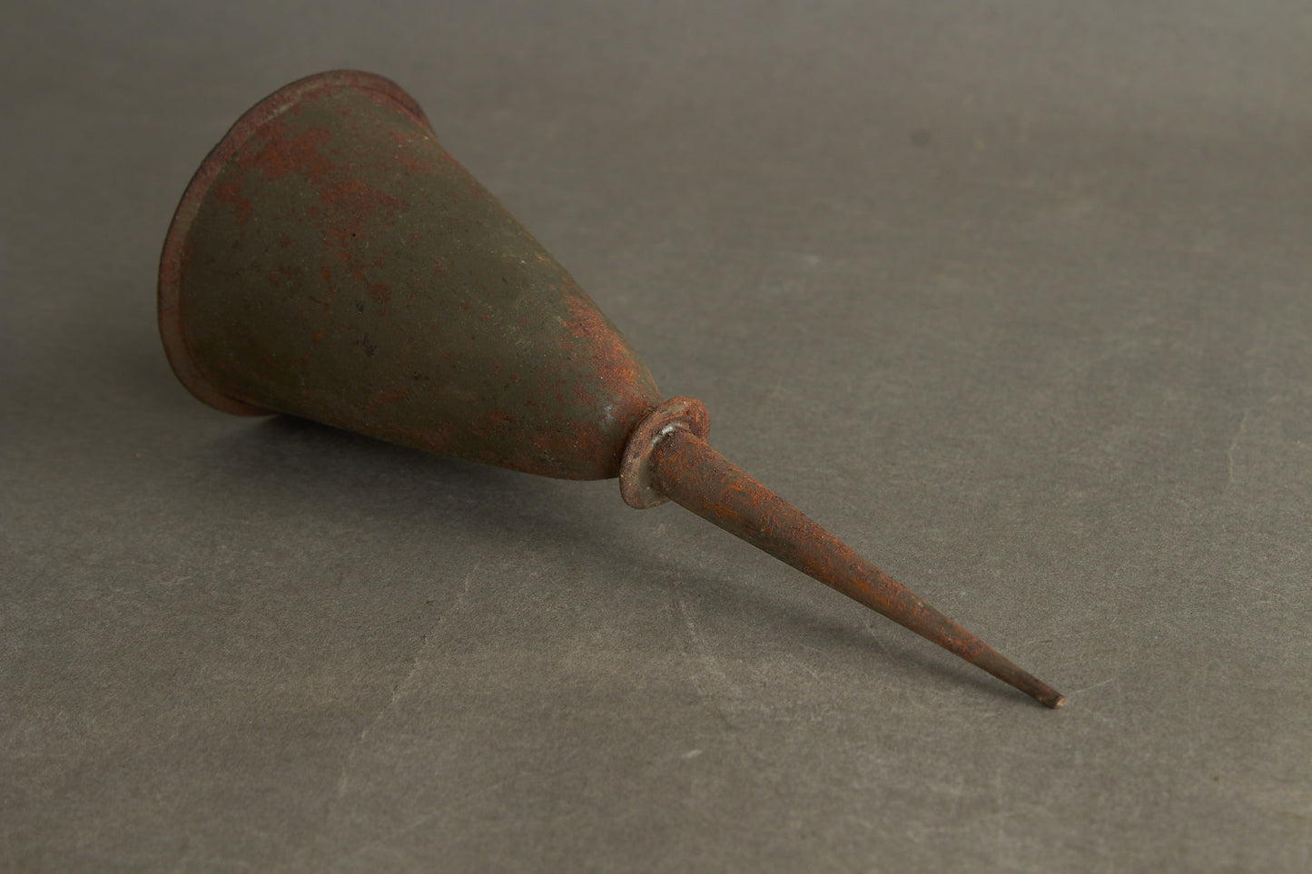 WW2 Tysk Heer Oliebeholder. Original.