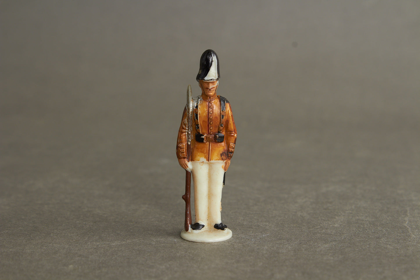WW2 Tysk WHW figur. Original.