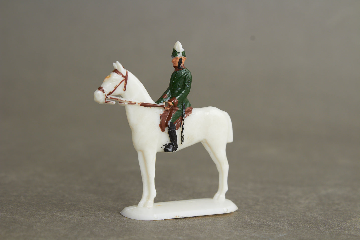 WW2 Tysk WHW figur. Original.