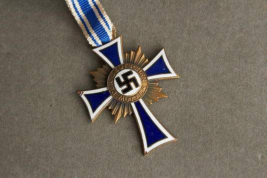 WW2 Tysk Mutterkreuz i Bronze. Original.