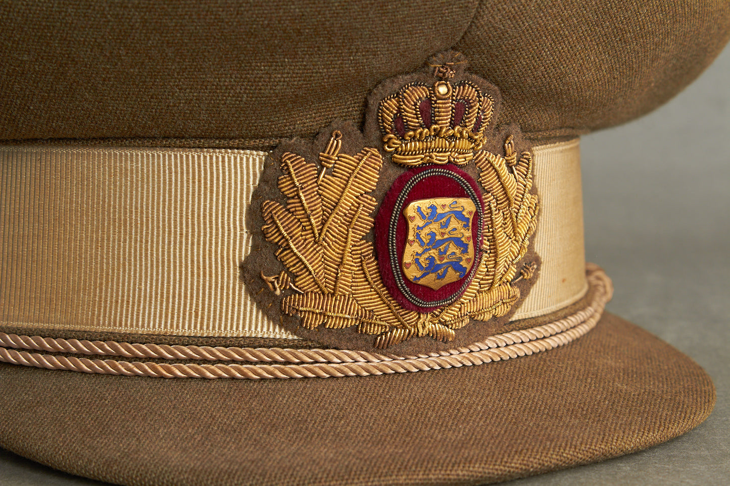 Ældre Dansk Militærkasket fra 1950'erne. Original.