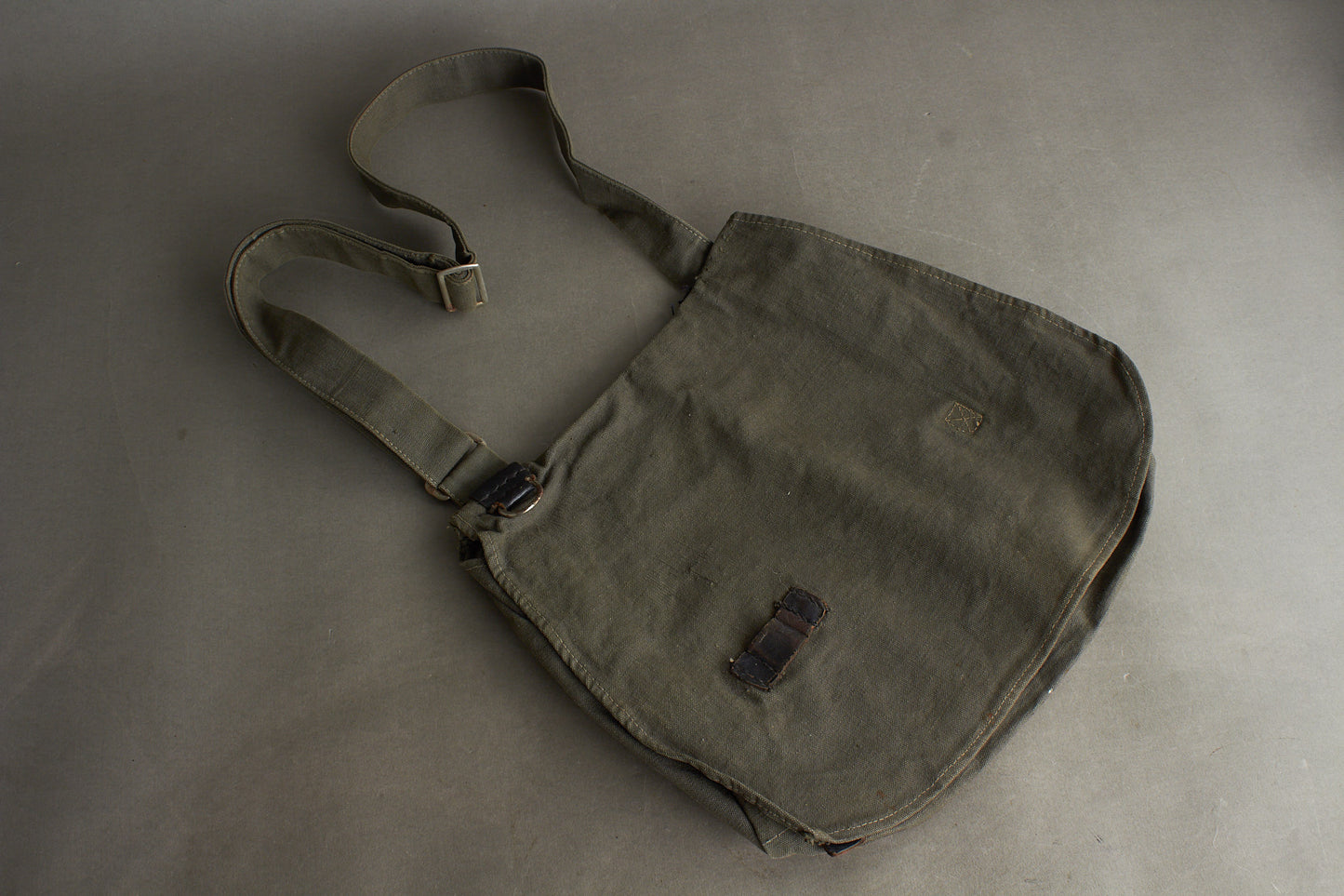 WW2 Tysk Flakhilfer/HJ Brødpose. Original.
