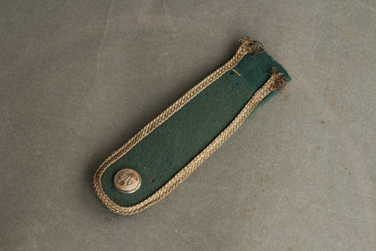 WW2 Norsk Nazistisk "AT" (ArbeidsTjeneste) Skulderstrop. Sjælden. Original.