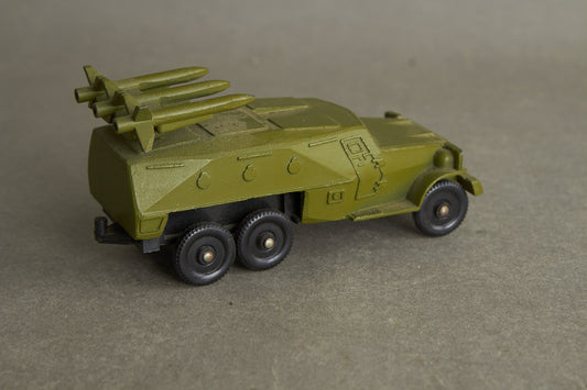 Østtysk DDR Legetøjs bil. Original.