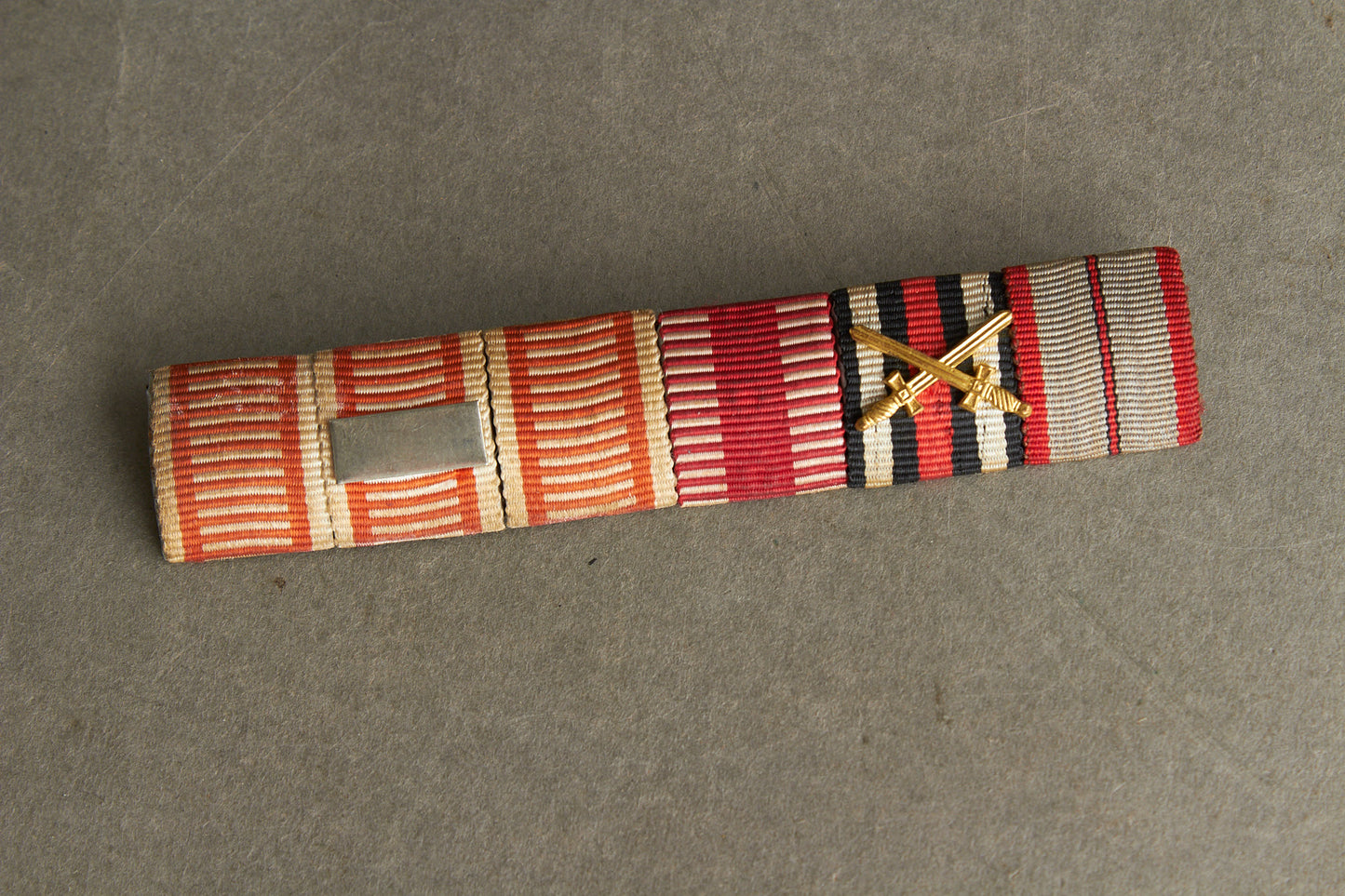 WW1/WW2 Tysk Spange. Stor, 6 bånd. Original.