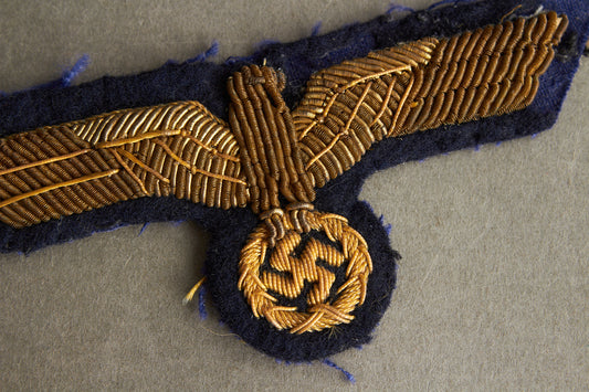 WW2 Tysk Kriegsmarine Officer Brystørn. Har været påsyet uniform. Original.