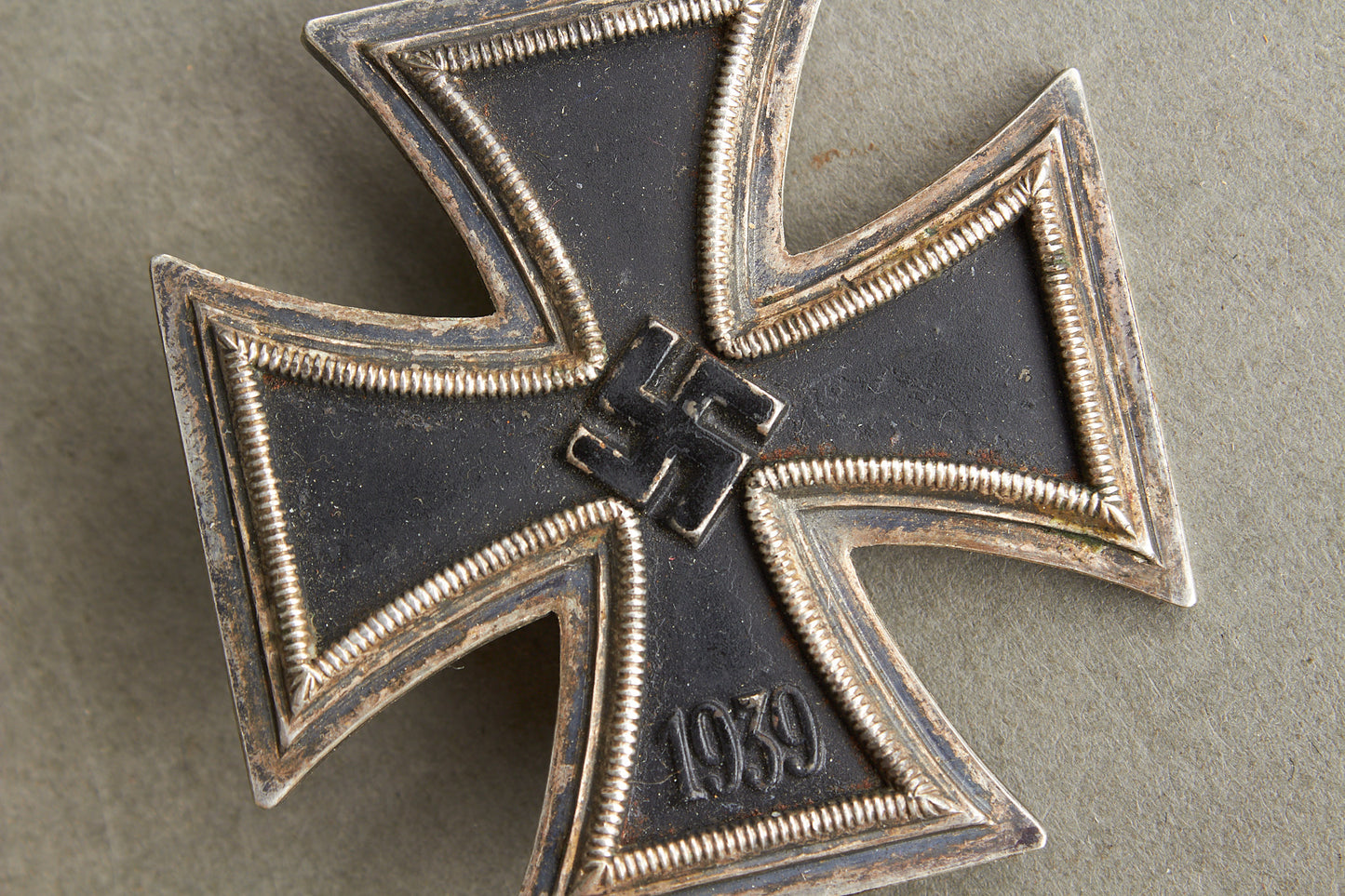 WW2 Tysk Jernkors 1. Klasse. Umærket Souval "Dipping 3". Original.