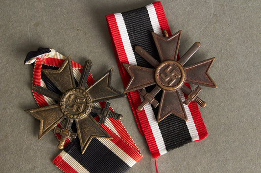 WW2 Tysk KVK Lot. Efterkrigs. Ét bånd er original.