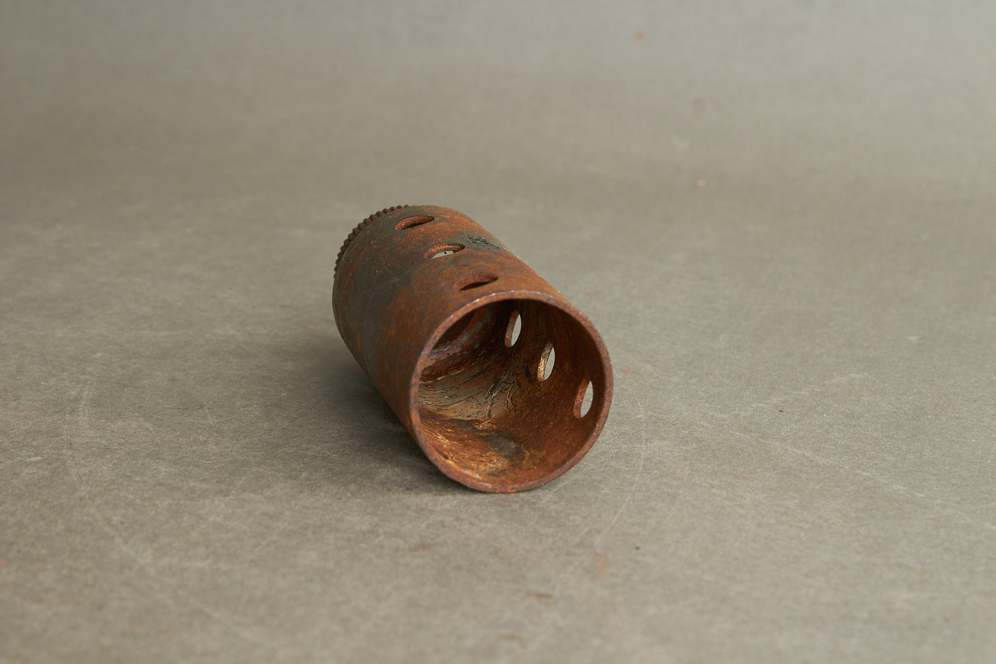 WW2 Engelsk Stengun Varmeskjold. Fundet i Danmark. Original.