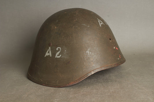 WW2 Dansk Frihedskæmper Hjelm "AMPA" (Amager) "A2" (A-Kompagni, Afsnit 2). Sjælden! Original.