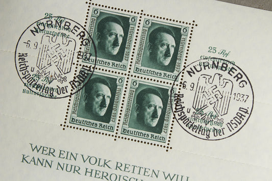 WW2 Tysk "AH" Frimærker på ark. Original.