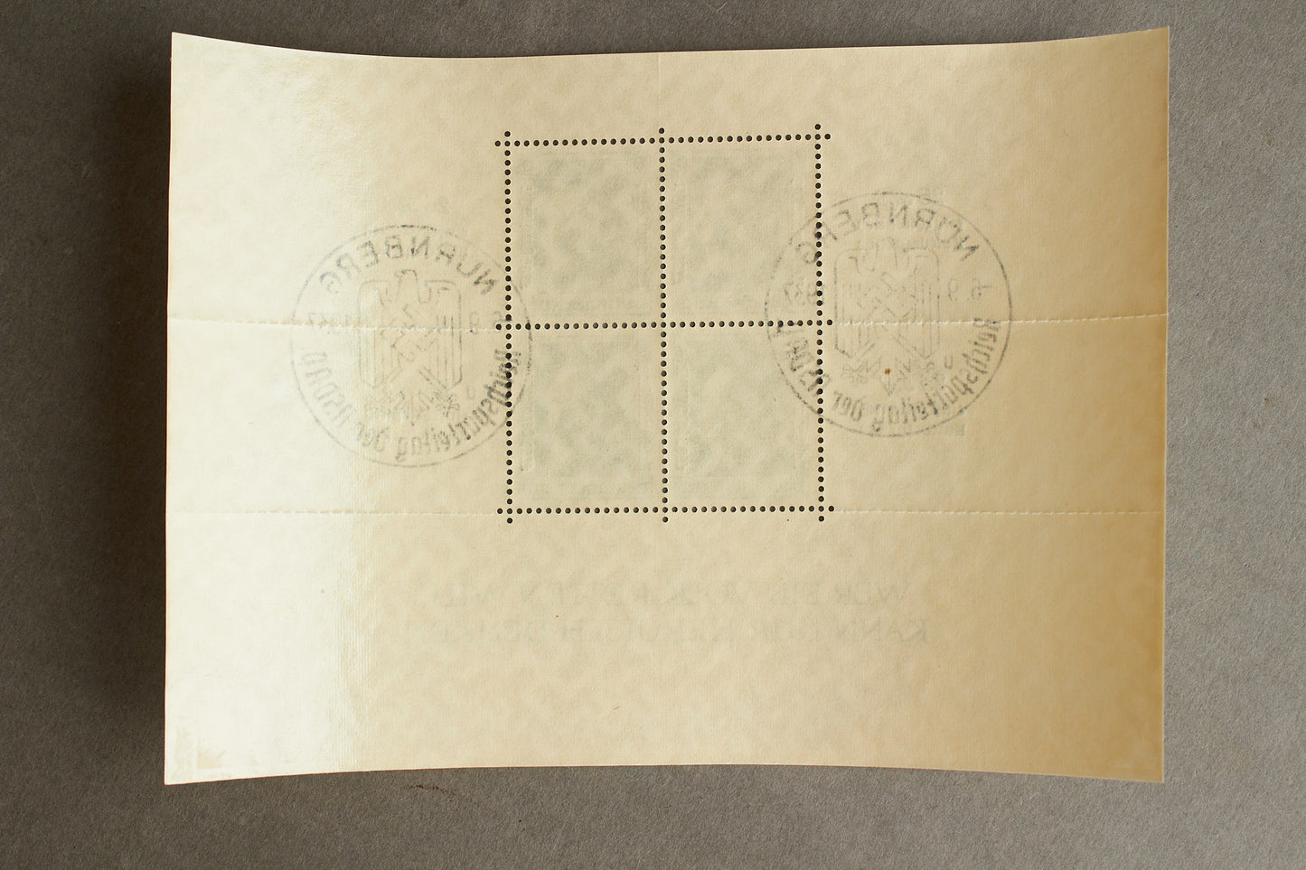 WW2 Tysk "AH" Frimærker på ark. Original.