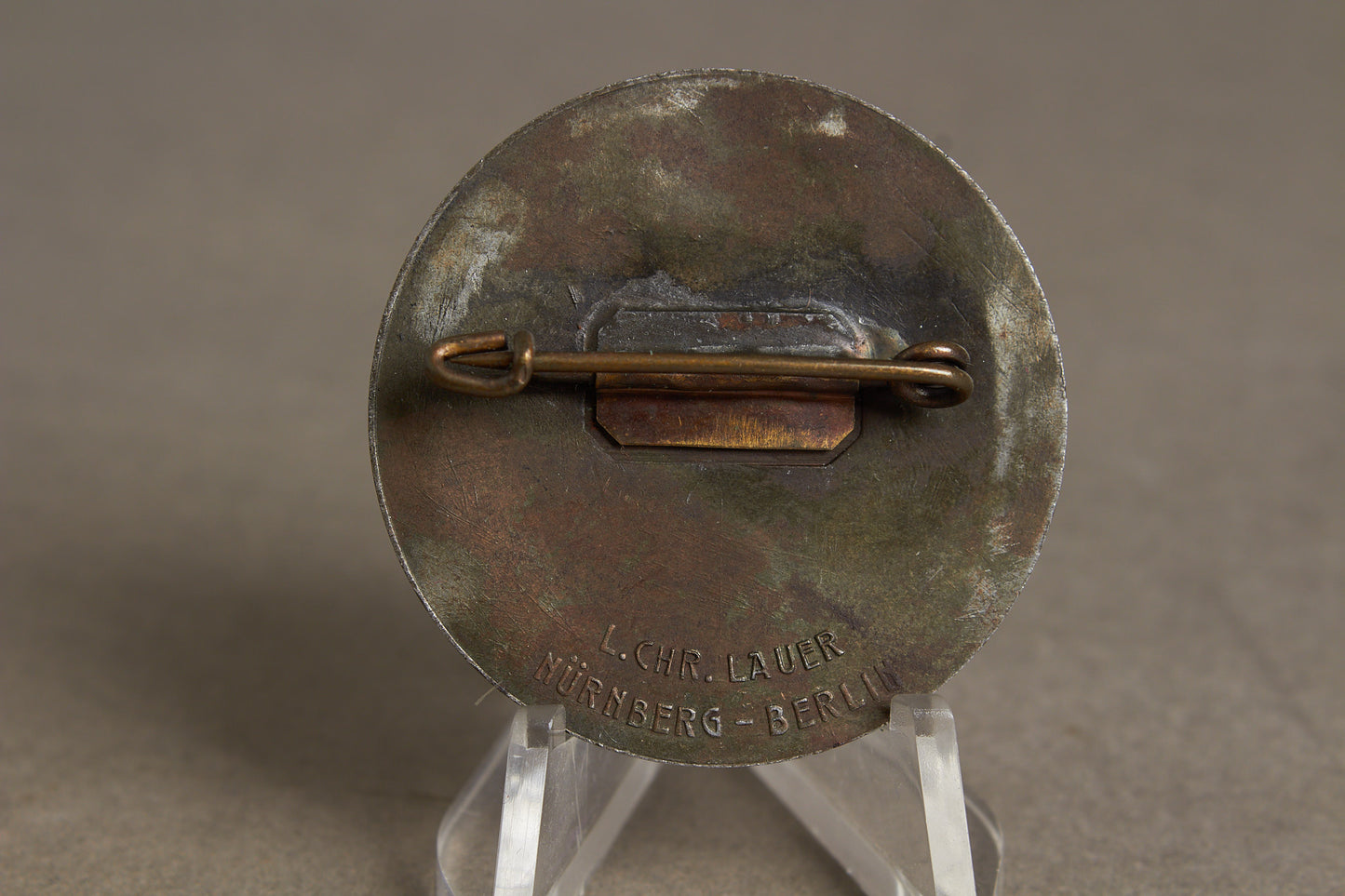 WW2 Tysk NSDAP "Reichsparteitag 1934" Tinnie. Original.