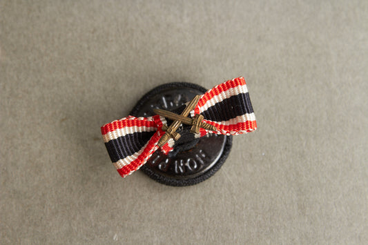 WW2 Tysk KVK m. sværd Sløjfespange. Original.