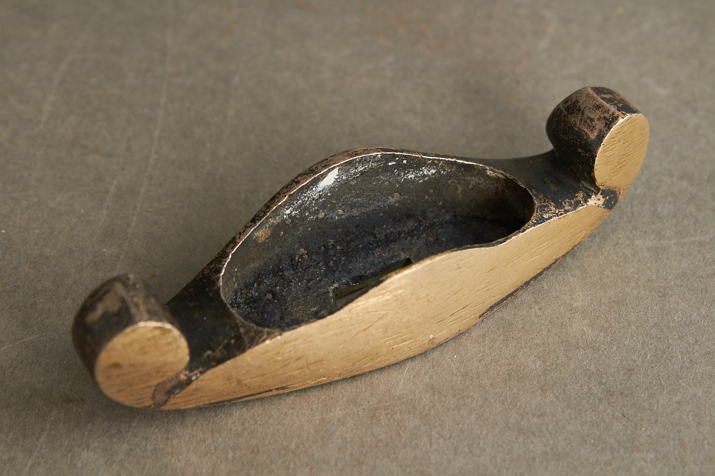 WW2 Tysk Wehrmacht Daggert "Parerstang". Ørn og Hagekors fjernet. Original.