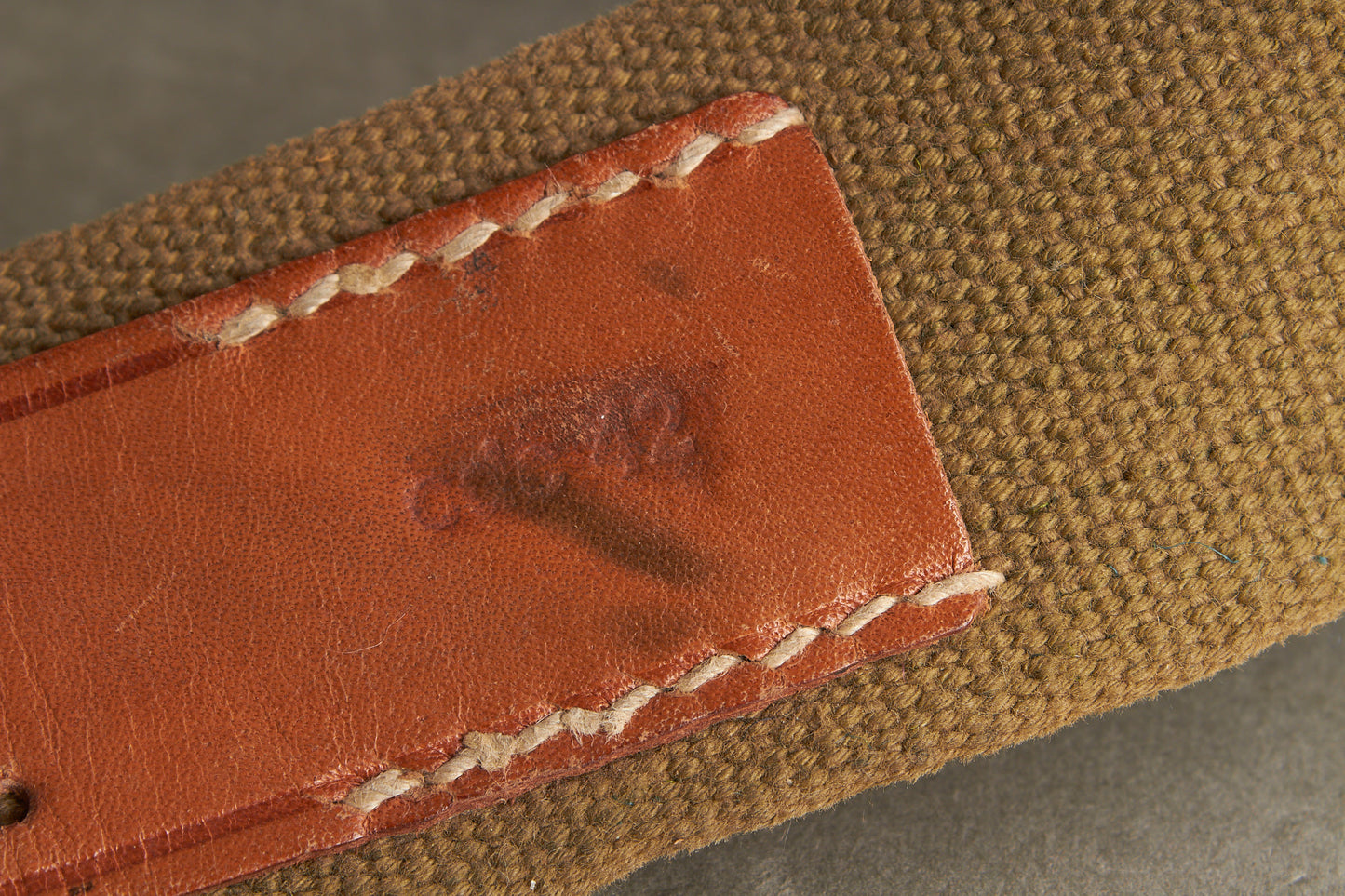 WW2 Tysk Afrikakorps / Südfront Webbing Kampbælte. Efterkrigs.