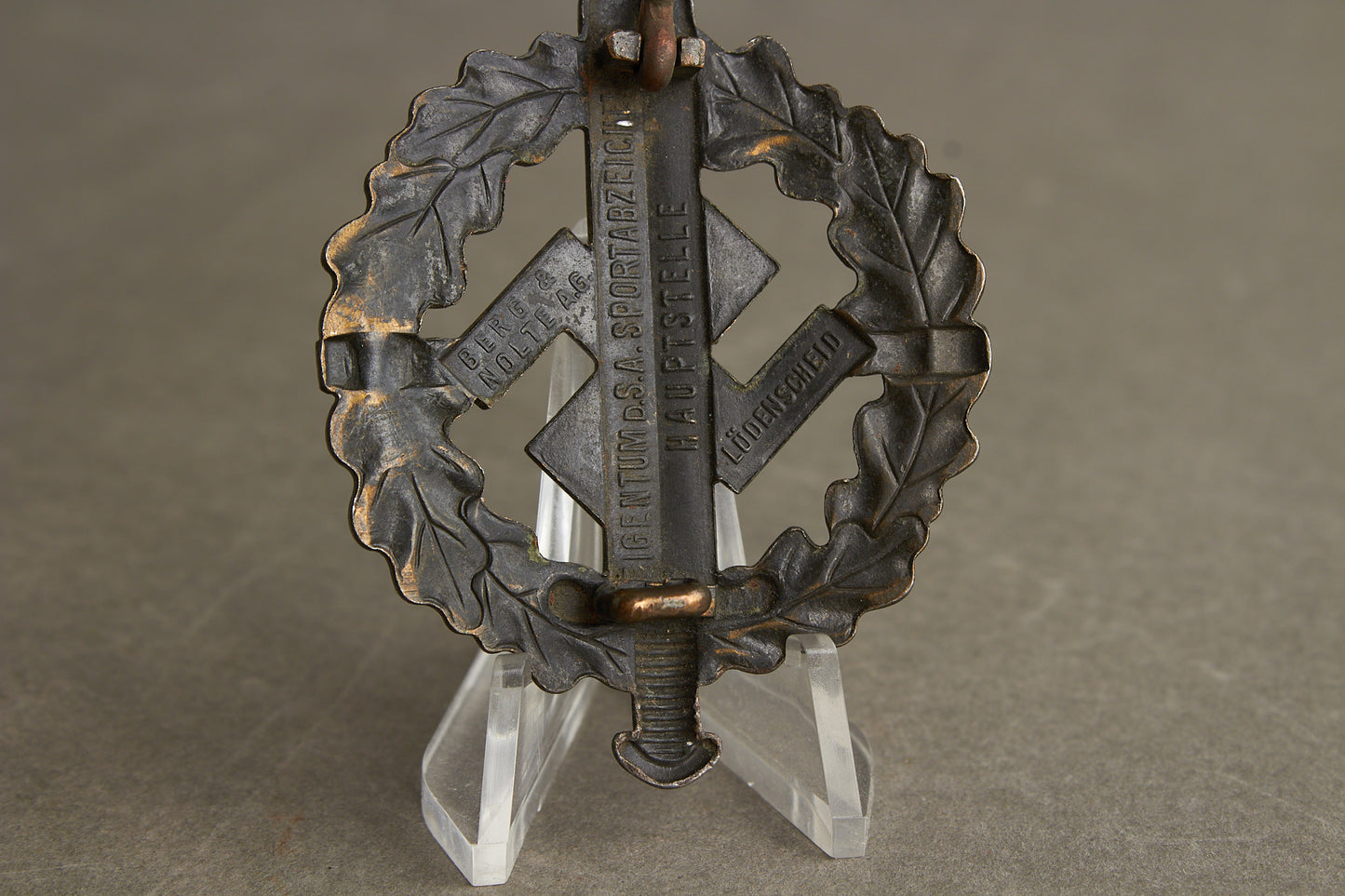 WW2 Tysk 2. Model "SA Sportabzeichen" i Bronze. Original.
