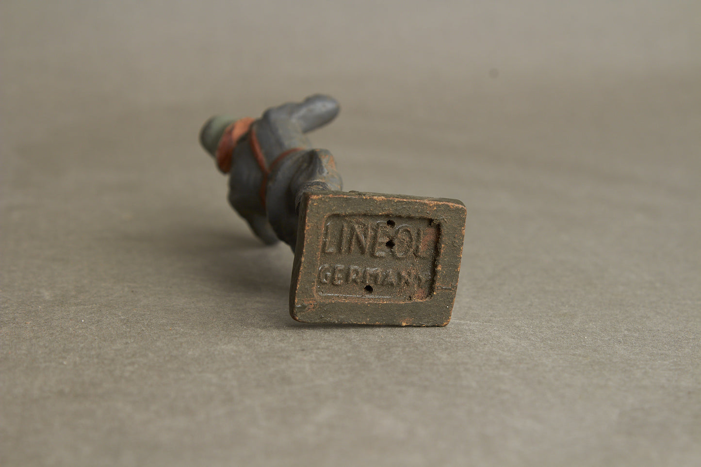 WW2 Tysk Lineol Luftwaffe Officer Legetøjssoldat. Original.