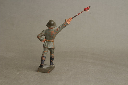 WW2 Tysk Lineol Legetøjssoldat. Original.