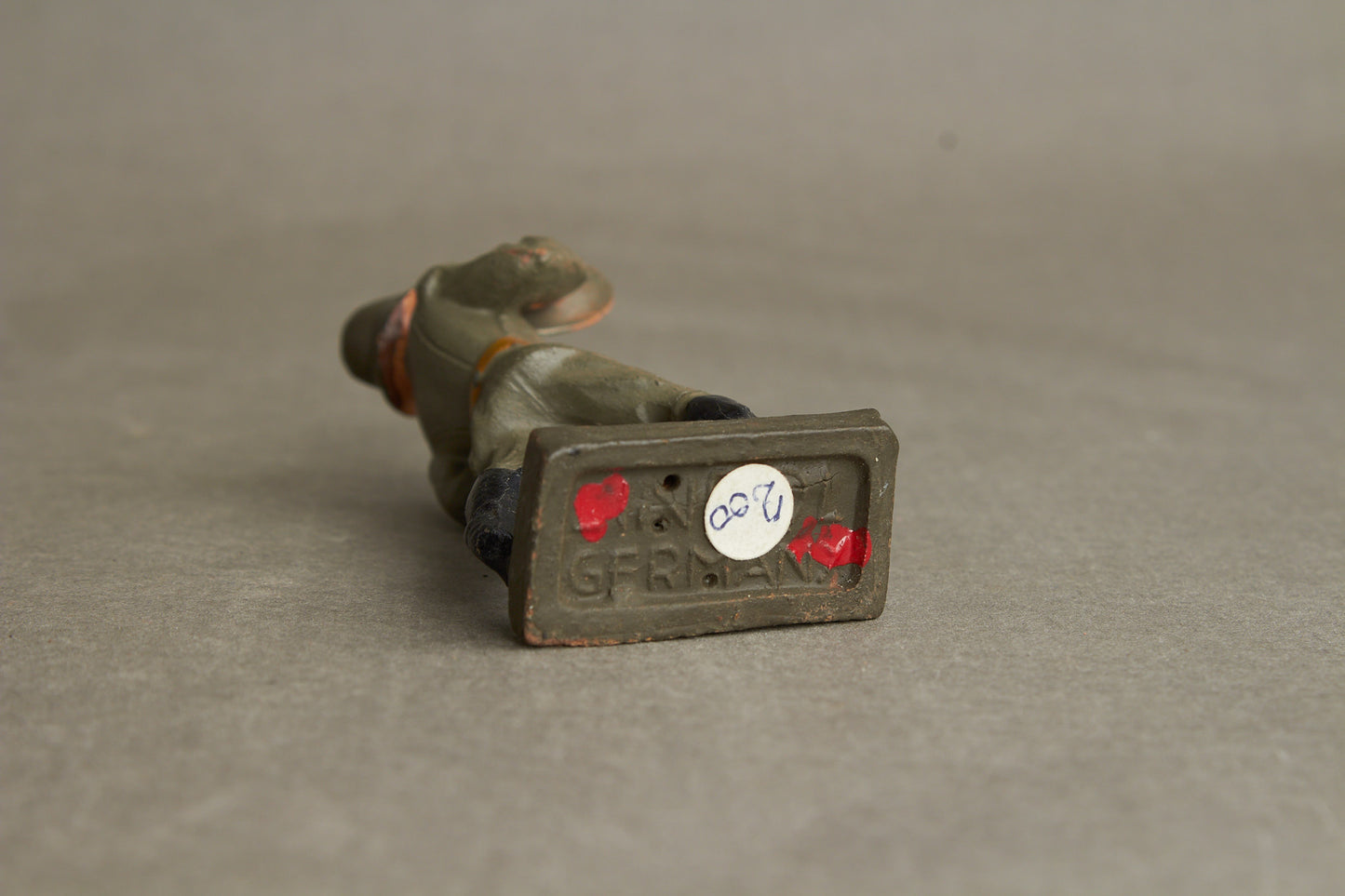 WW2 Tysk Lineol Legetøjssoldat. Original.