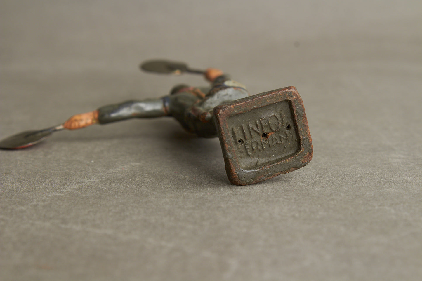 WW2 Tysk Lineol Legetøjssoldat. Original.