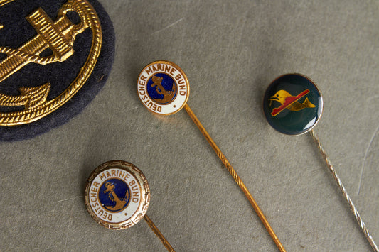 WW2 Tyske Kriegsmarine Veteranforenings Pins fra 1950'erne. Én Ubåd. Original.