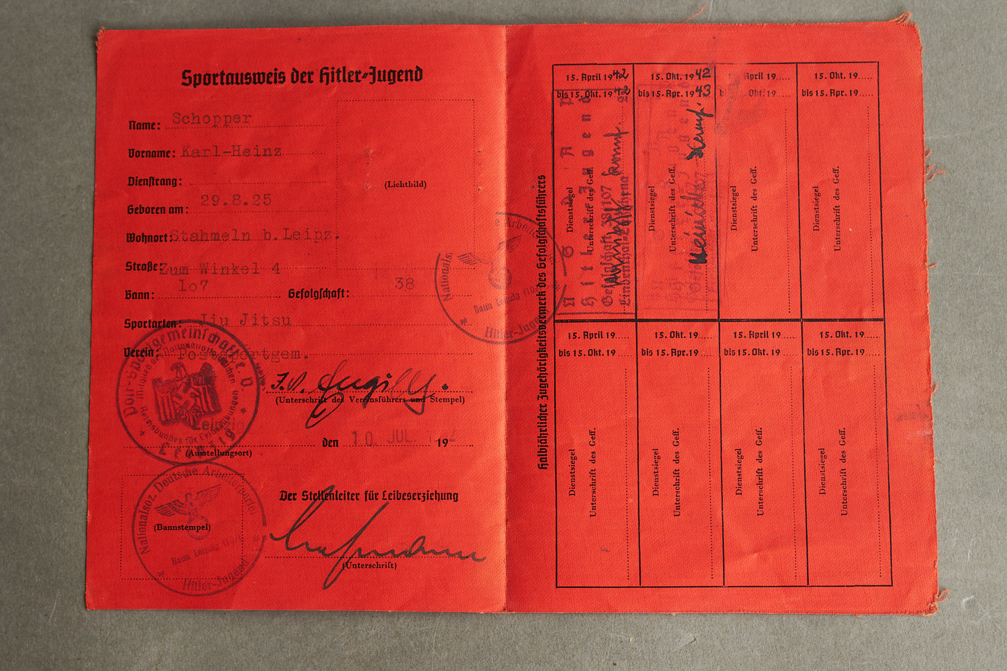 WW2 Tysk Hitler Jugend "Sportausweiss". Sjælden. Original.
