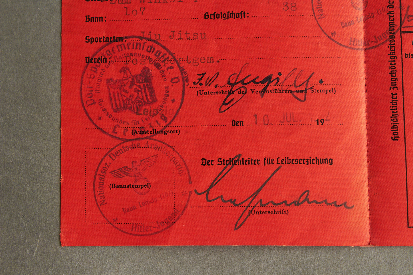 WW2 Tysk Hitler Jugend "Sportausweiss". Sjælden. Original.