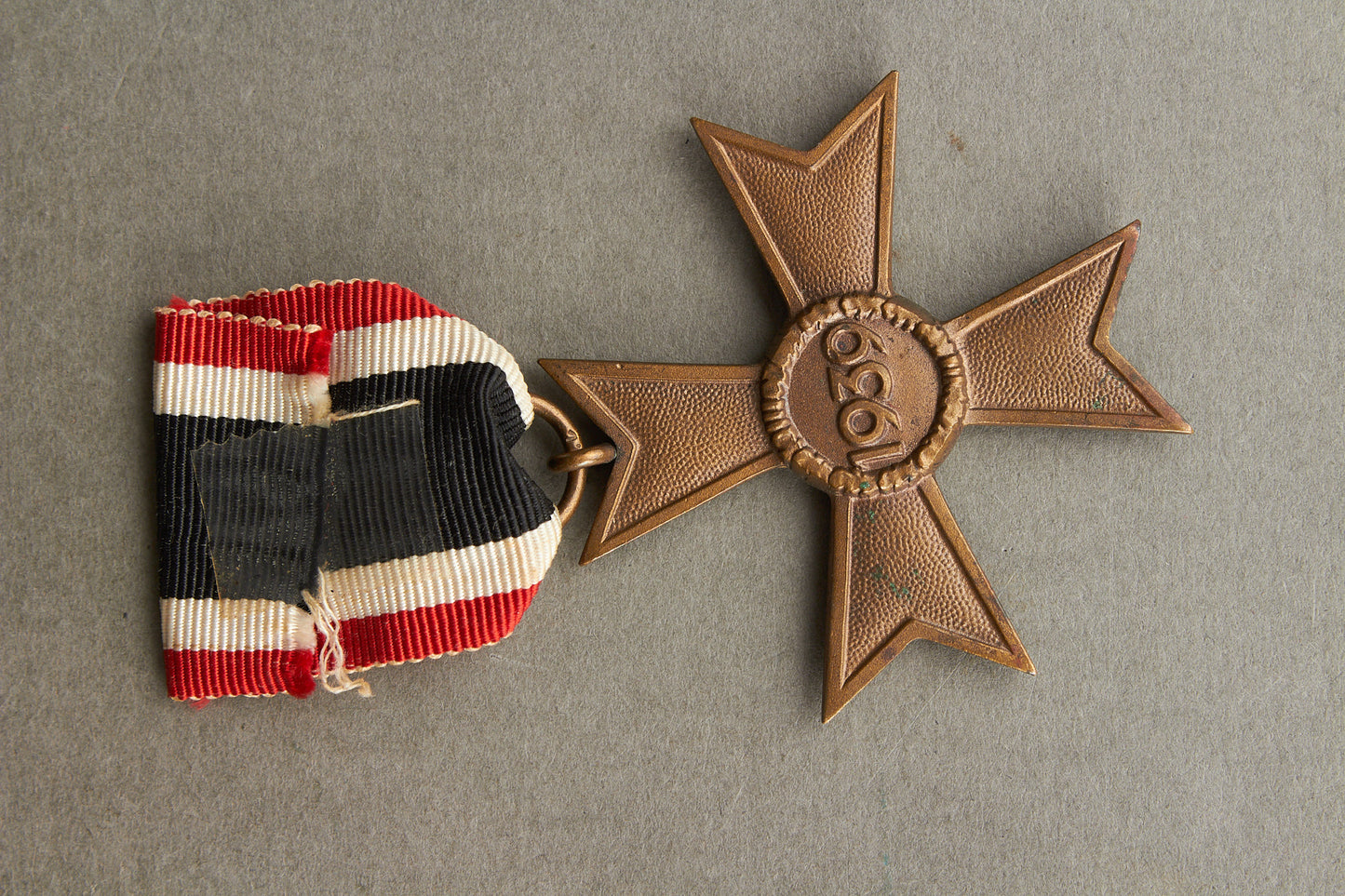 WW2 Tysk KvK u. Sværd. Original.