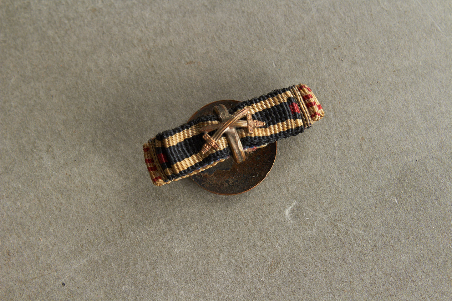 WW1/WW2 Tysk Knaphuls Spange. 4 medaljer. Original.
