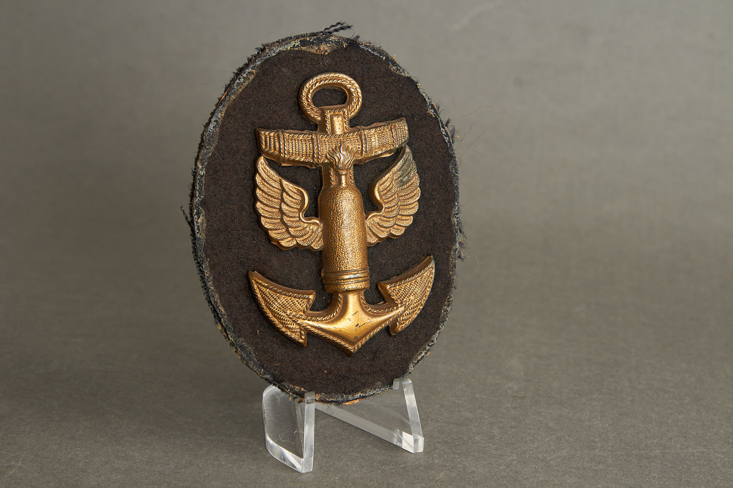 WW2 Tysk Kriegsmarine Specialist Ærmemærke. I Metal. Original.