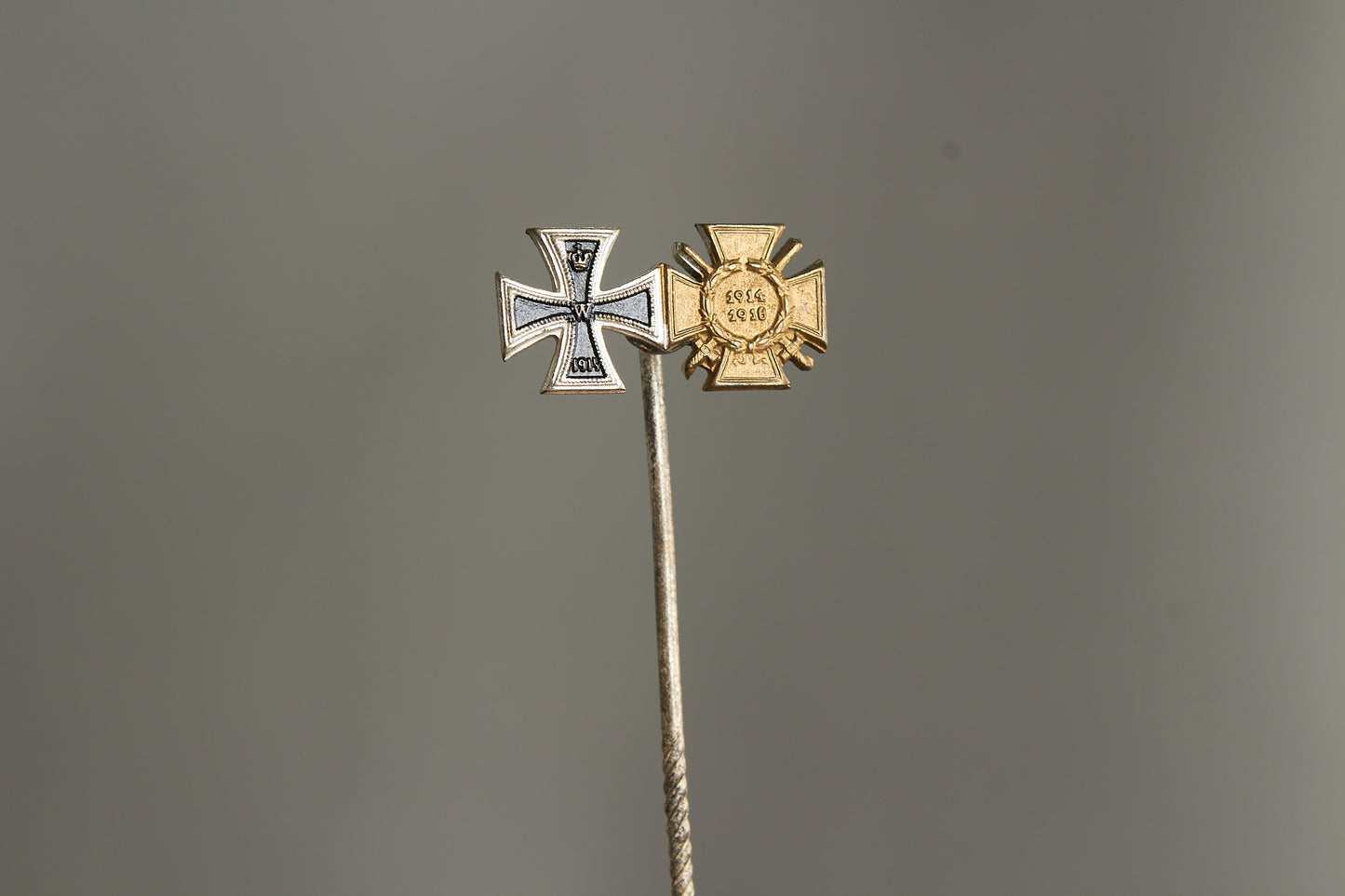 WW1 Tysk Medalje Miniature Pin. Jernkors og Frontkæmper. Original.