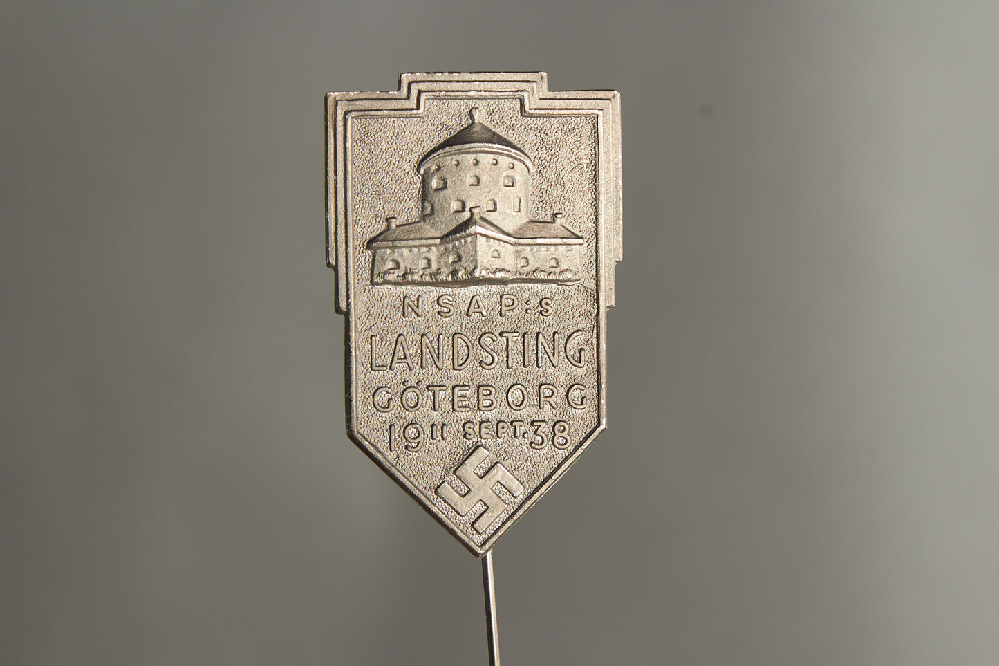 WW2 Tysk/Svensk "NSAP" (Nationalsocialistiska Arbetarepartiet) Landsting 1938 Tinnie. Se beskrivelse.