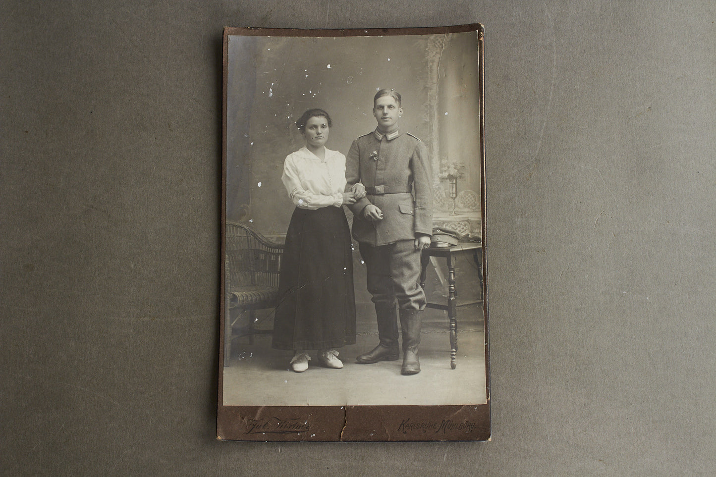WW1 Tysk Foto. Soldat i Kampuniform. Original.