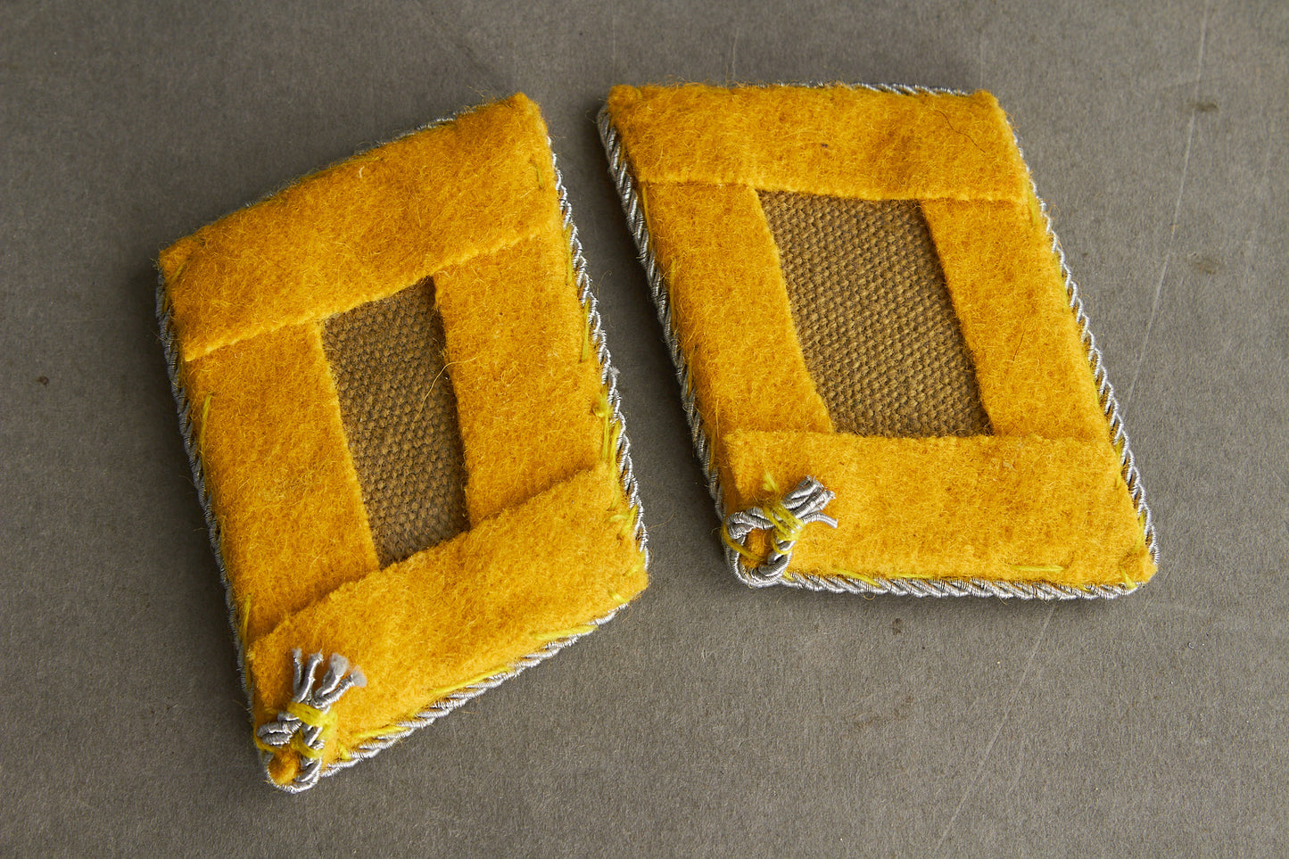 WW2 Tysk Luftwaffe Officer Kravespejle for flyvende personel. Matchende sæt. Original.