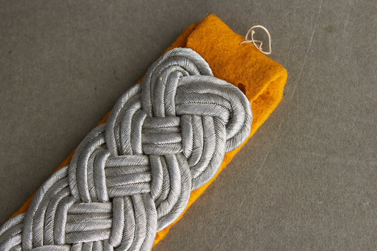 WW2 Tysk Luftwaffe Officer Skulderstrop for flyvende personel. Original.