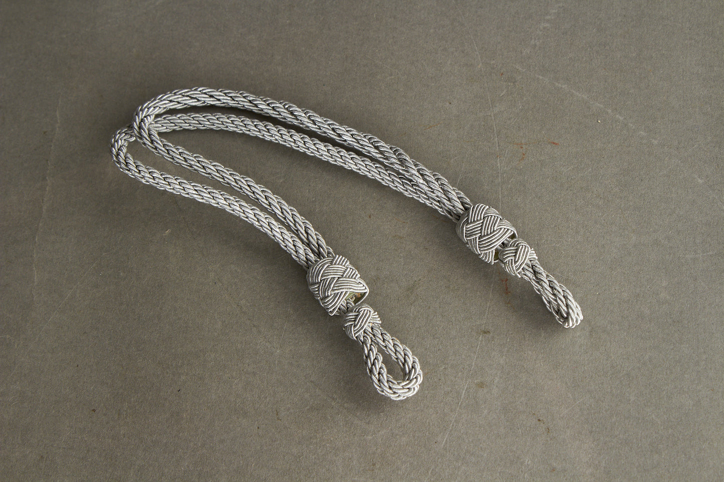 WW2 Tysk Kasket snor. Efterkrigs.